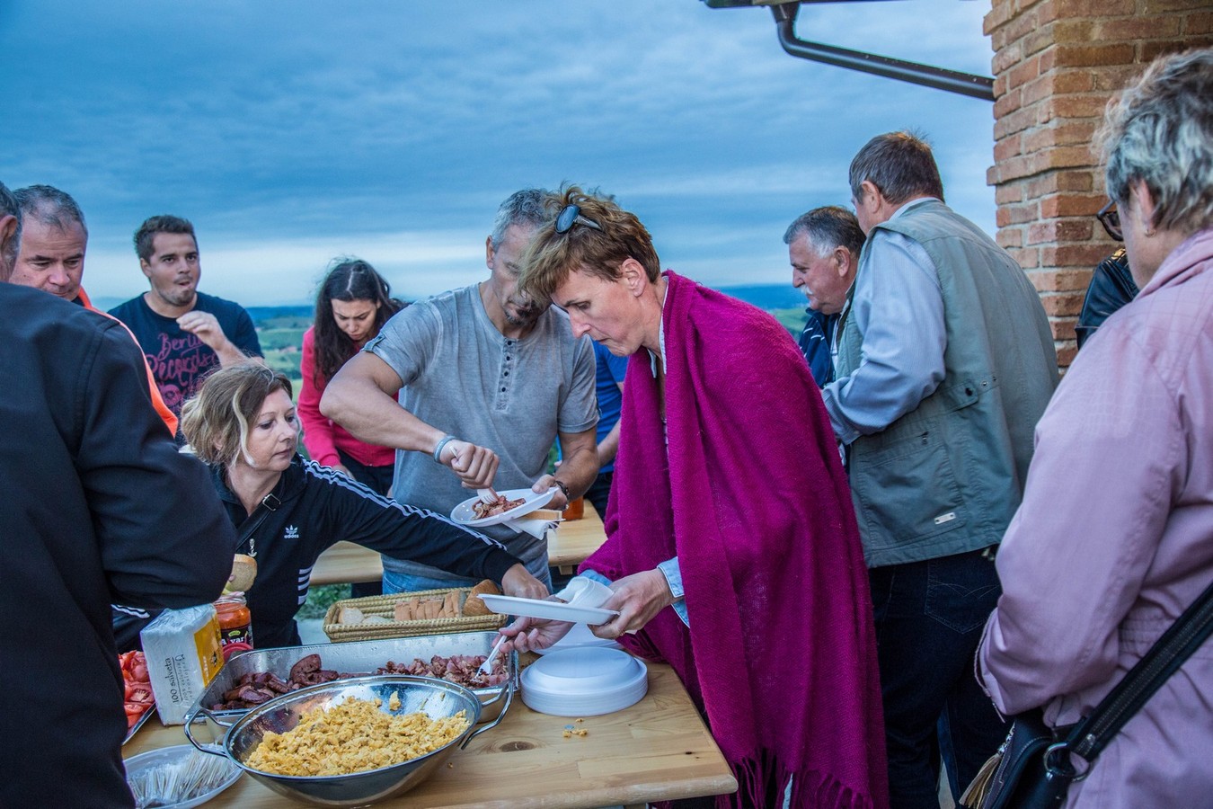 Doček ljeta na Mađerkinom bregu
