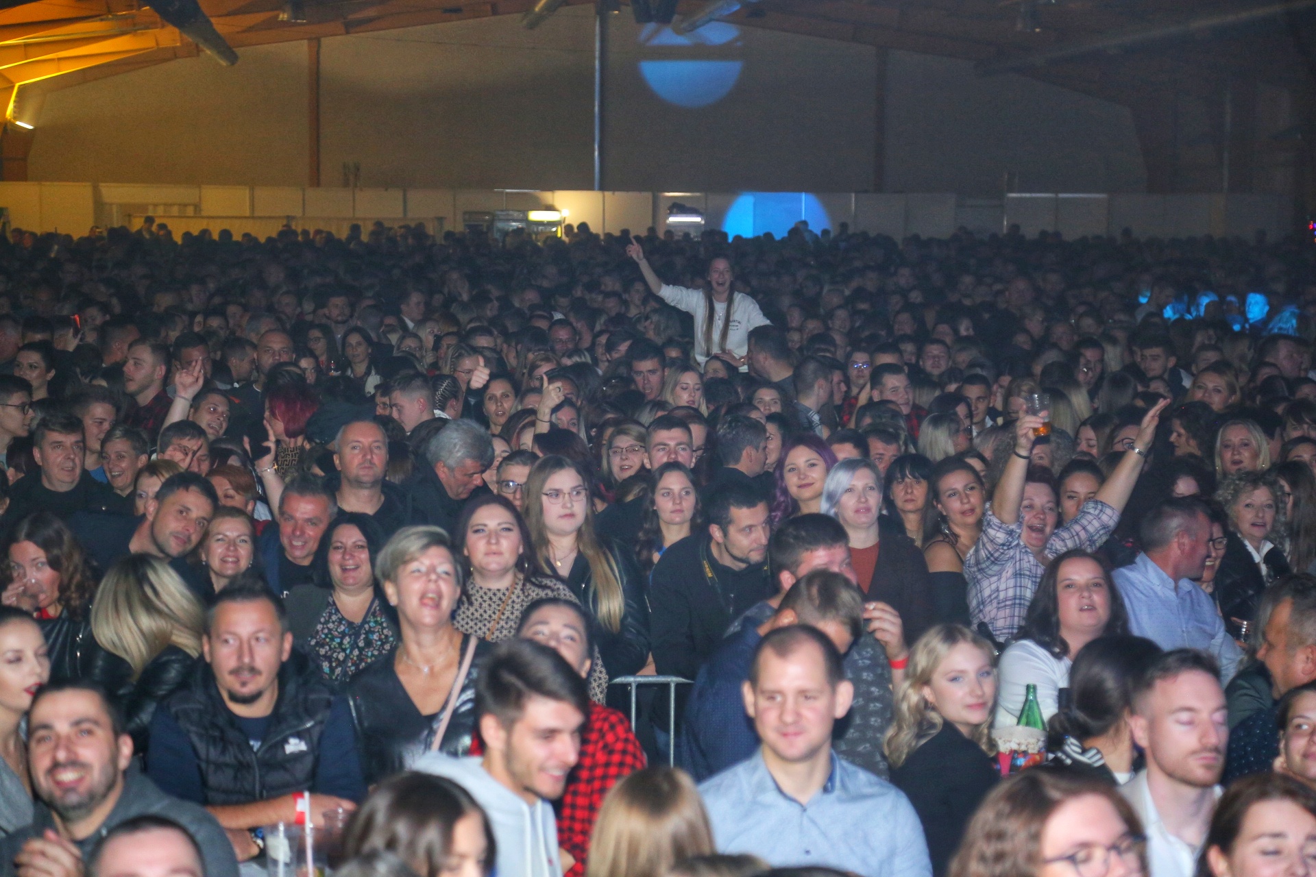 Lepa Brena, druga večer na Mesapu