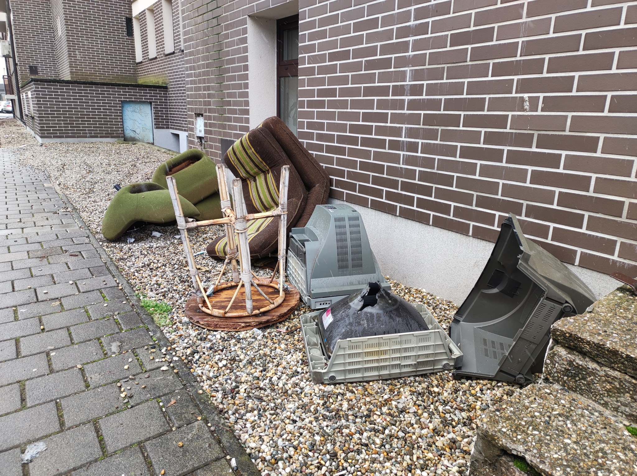 ČAKOVEC 50 Metara jezive stvarnosti – apel za pomoć beskućniku u središtu grada