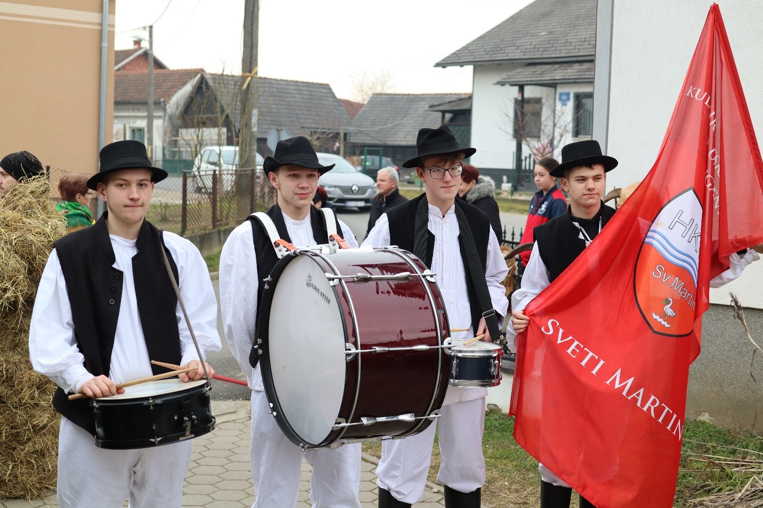 Fašenjska povorka od Marofa preko Žabnika, Vrhovljana do centra Svetog Martina na Muri!