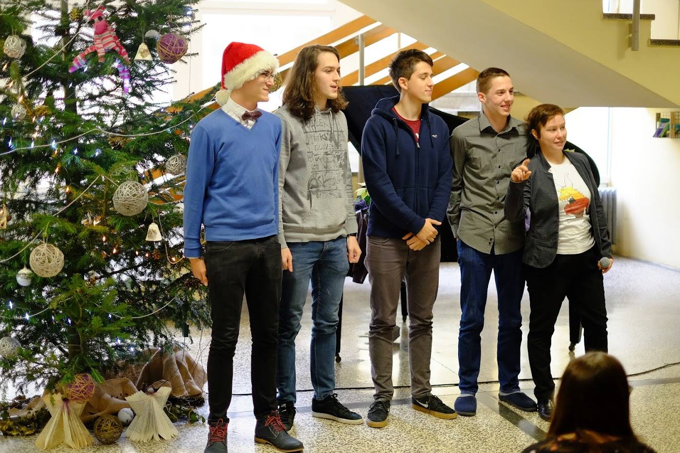 Pub kviz u Gimnaziji uz Moranu Zibar, lovkinju iz popularne Potjere