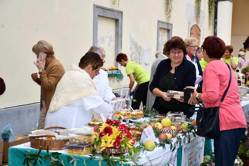 ‘BAKINI KOLAČI’ Najbolji kolač s jabukama pripremila je Natalija Munđar iz Križovca