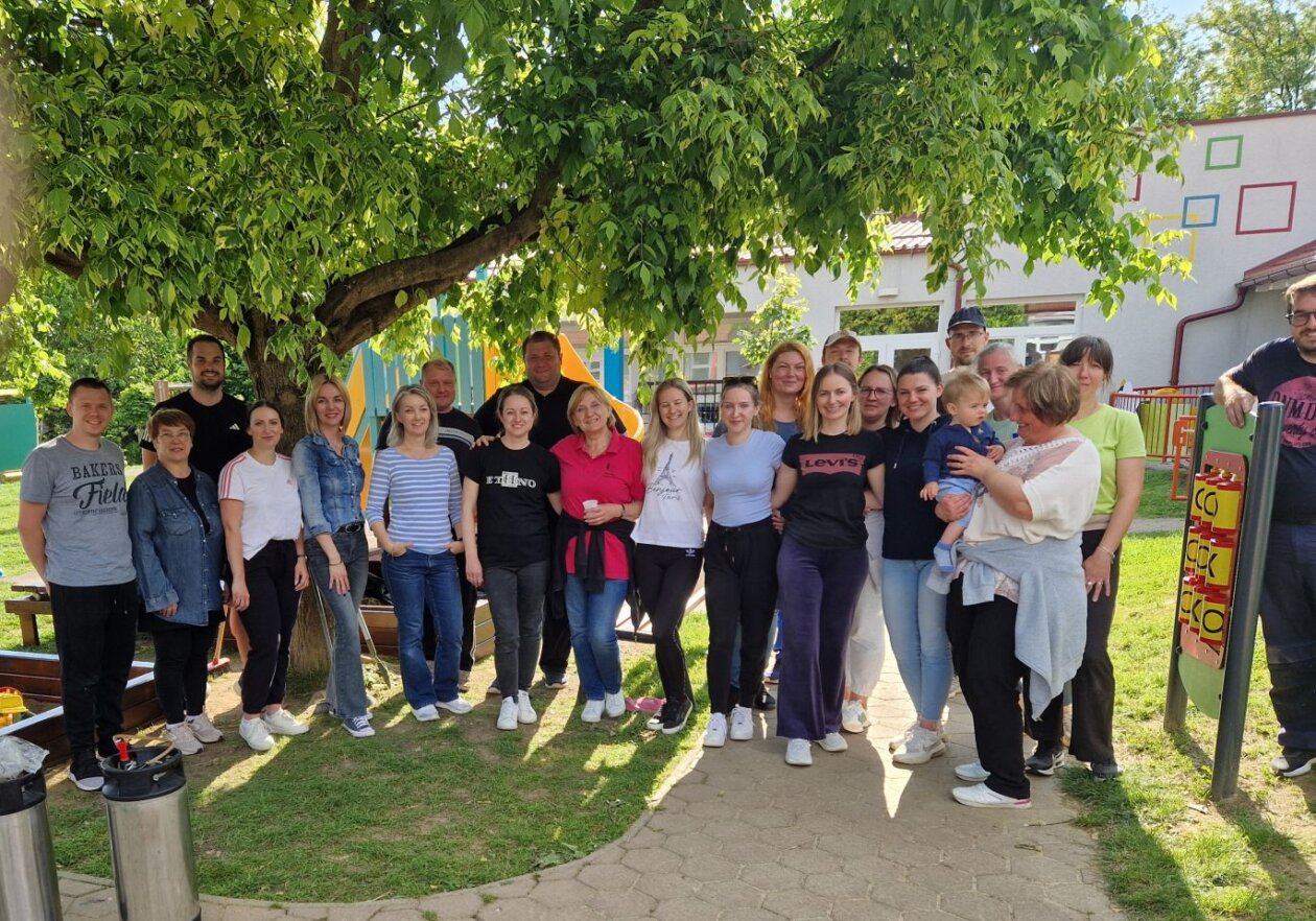 Zajedno za vrtić: Roditelji i djelatnici uljepšali dvorište