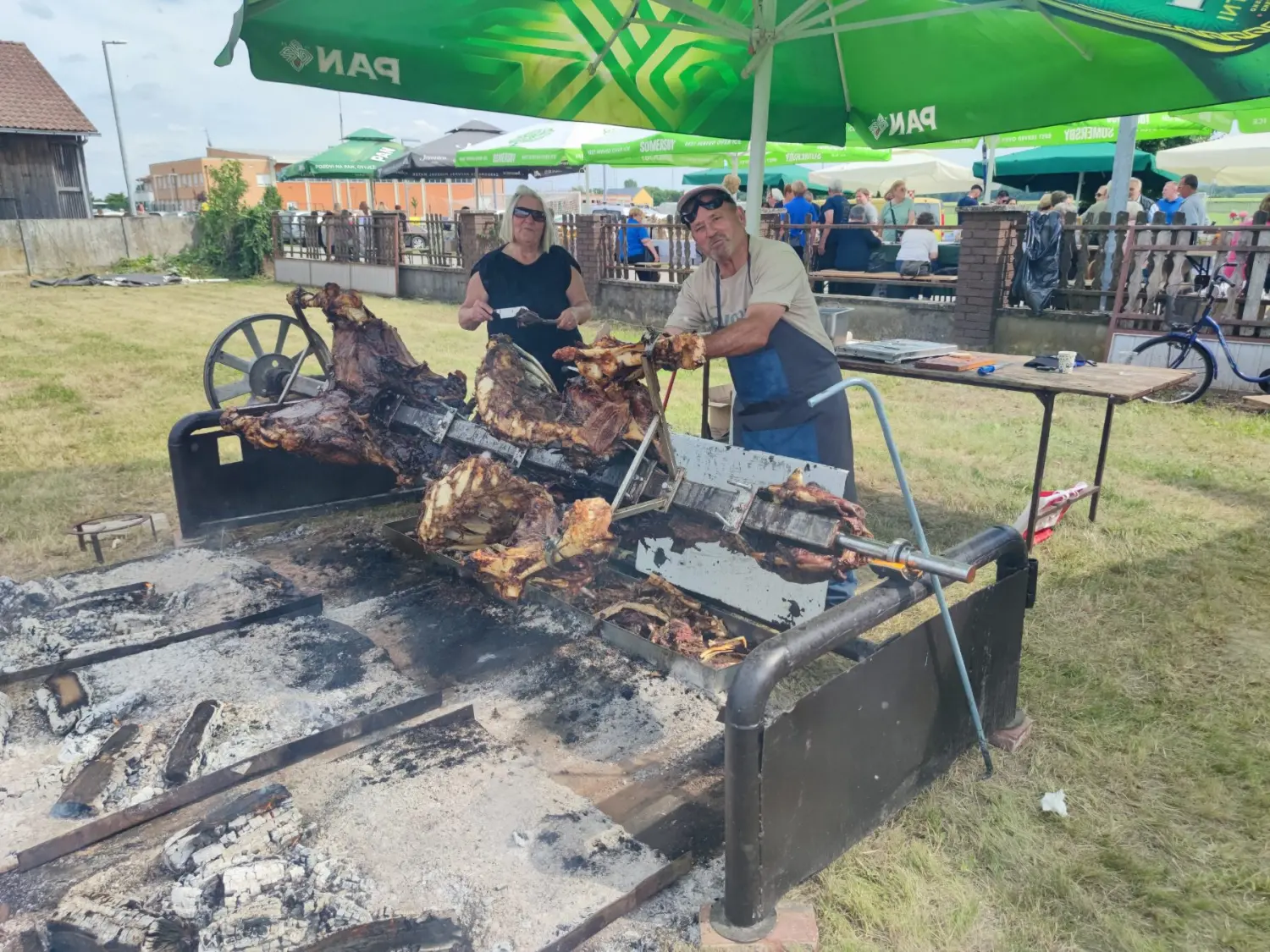 10.Festival oreha i sega kaj kcoj ide, Orehijada (22) 10.Festival oreha i sega kaj kcoj ide, Orehijada (22)