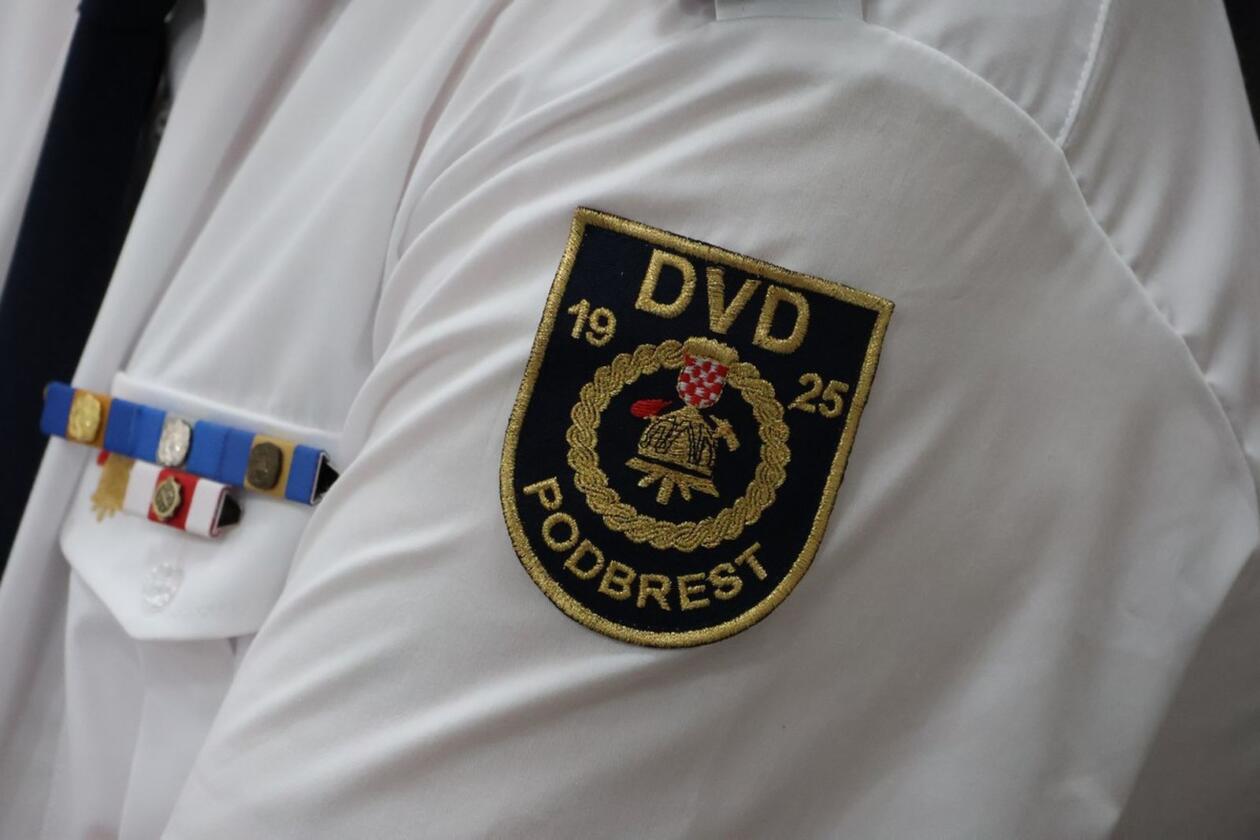 100 godina DVD Podbrest