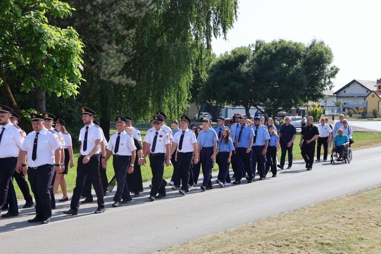 100 godina DVD Podbrest