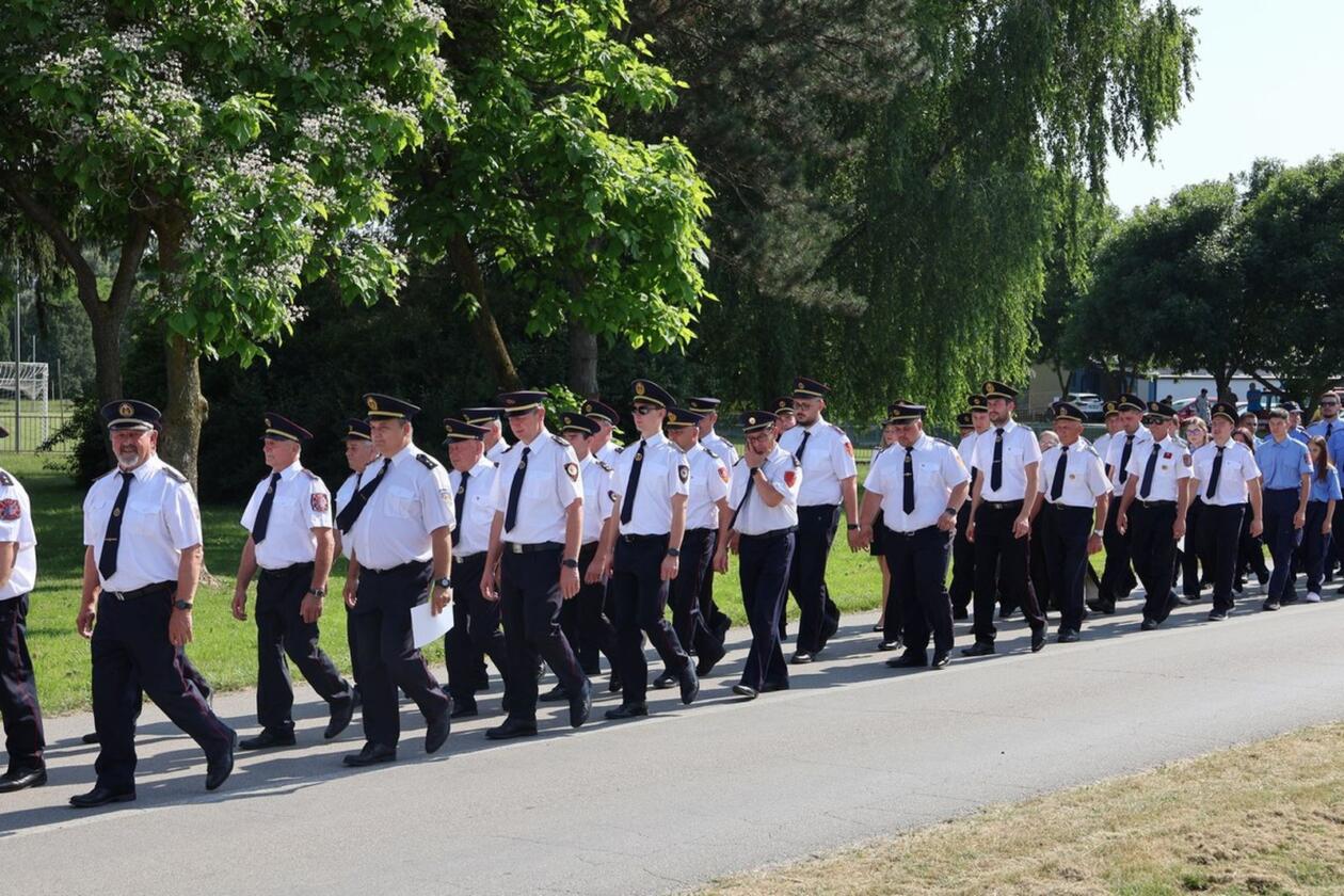 100 godina DVD Podbrest