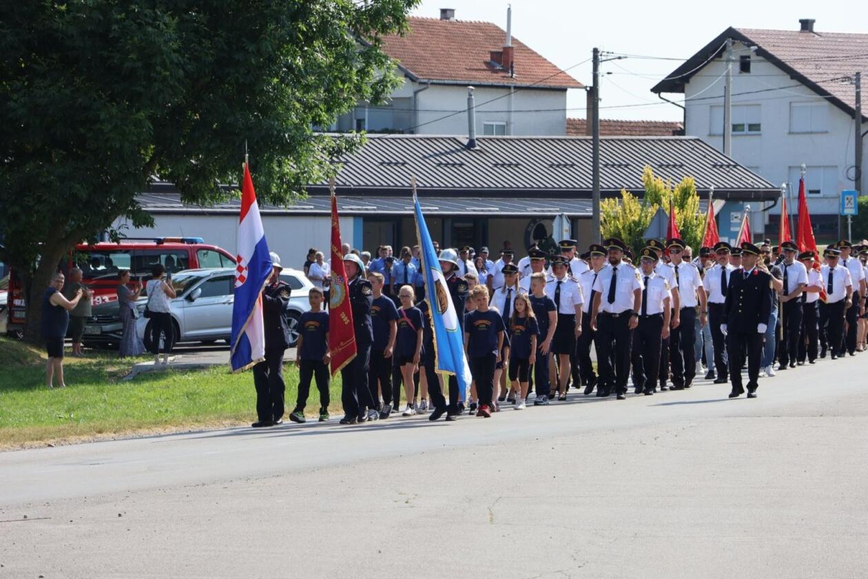 100 godina DVD Podbrest