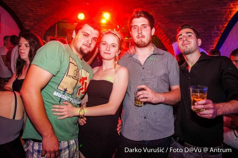 slika00048 Antrum (Subota, 28.6.2014. – Sandra Afrika)