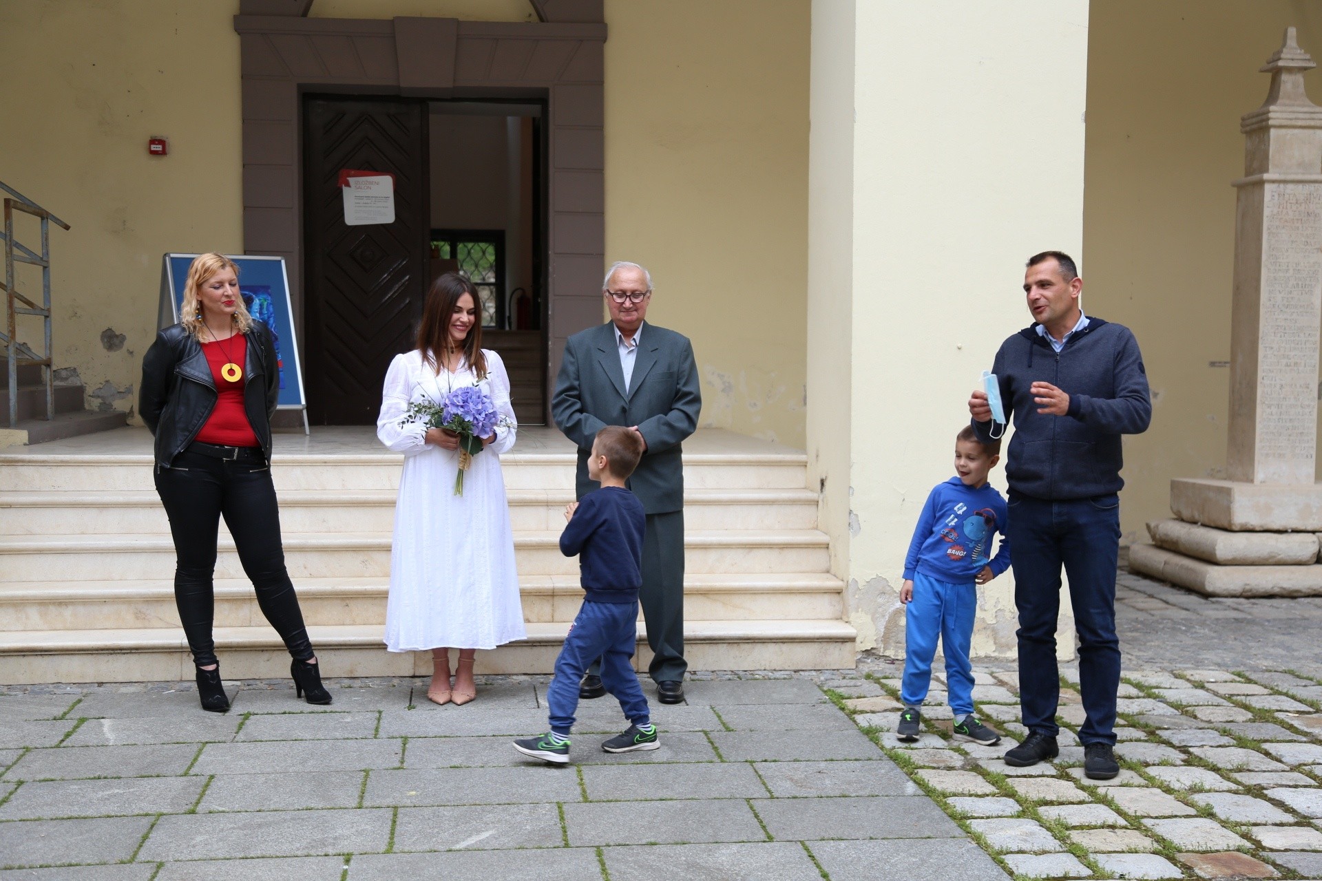 Izložba ‘Plave i crvena’ Ruse Trajkove u Muzeju Međimurja Čakovec