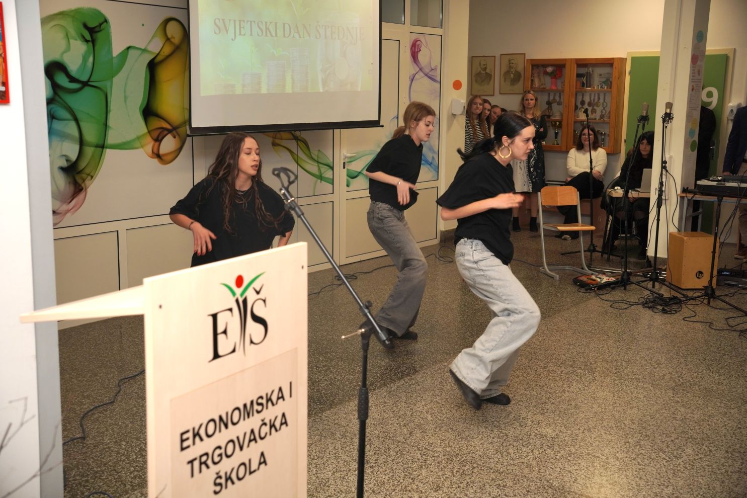 104. rođendan Ekonomske i Trgovačke škole ETŠ (29) 104. rođendan Ekonomske i Trgovačke škole ETŠ (29)