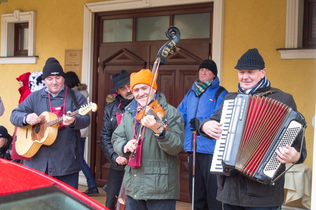 img8463vincekovo595585