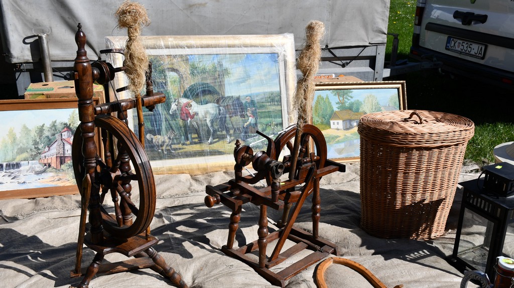 Proljetne temperature izmamile brojne posjetitelje na sajam u Čakovcu