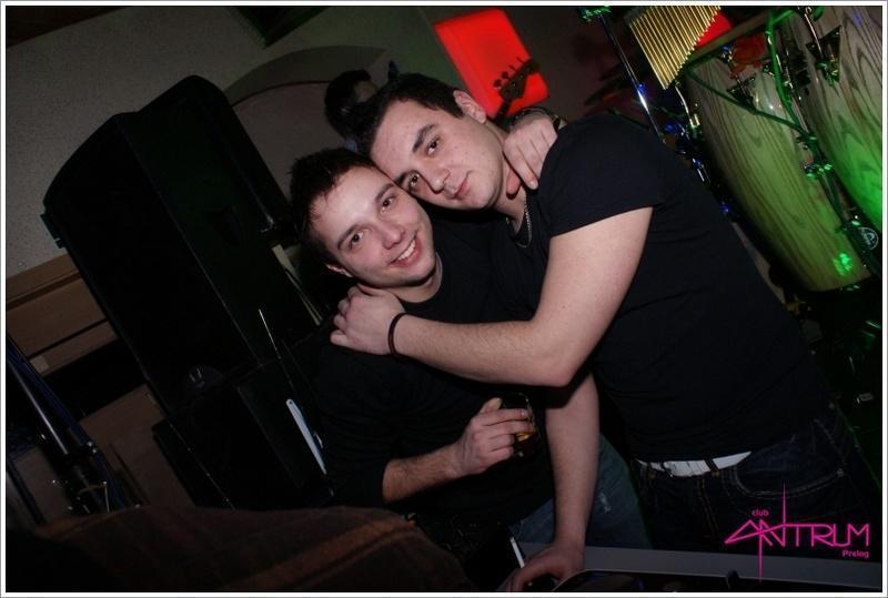 slika0041 Antrum (Petak, 15.2.2013 – Zodiac band) slika0041 Antrum (Petak, 15.2.2013 – Zodiac band)