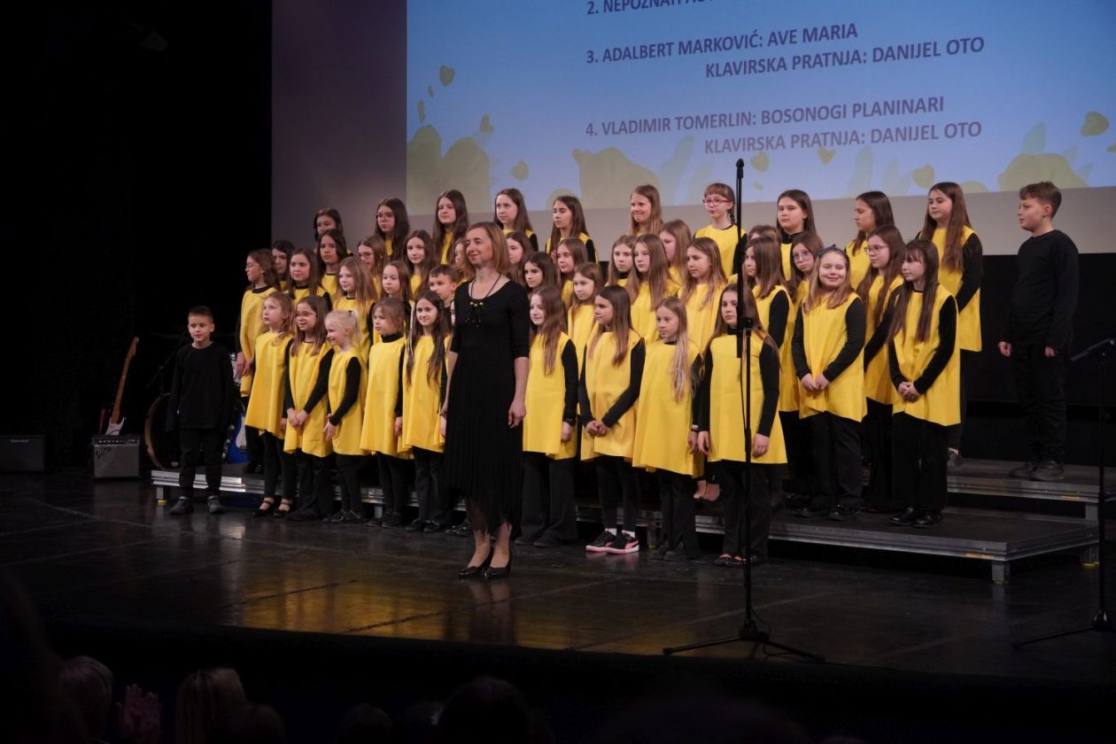11. smotra pjevačkih zborova osnovnih i srednjih škola MŽ (28) 11. smotra pjevačkih zborova osnovnih i srednjih škola MŽ (28)