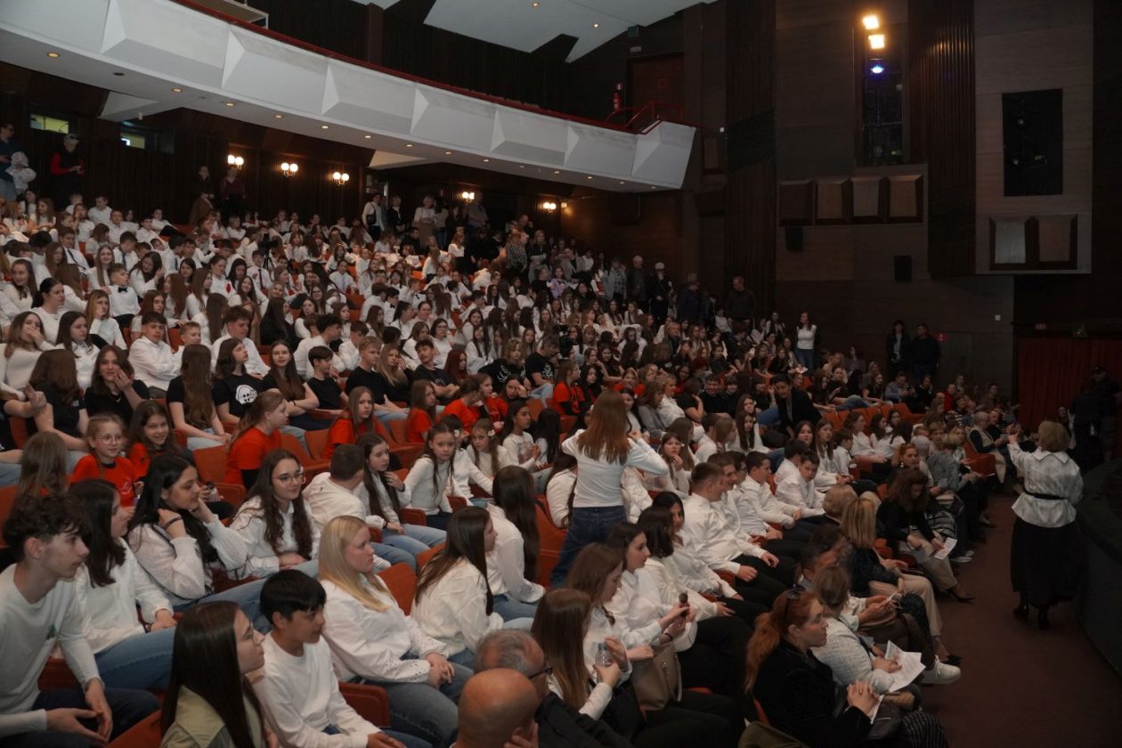 11. smotra pjevačkih zborova osnovnih i srednjih škola MŽ (3) 11. smotra pjevačkih zborova osnovnih i srednjih škola MŽ (3)