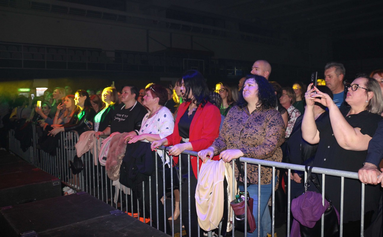 Neda Ukraden i grupa Vigor