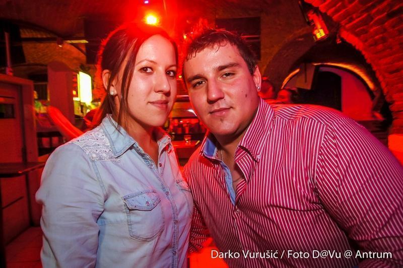 slika00008 Antrum (Petak, 27.6.2014.)