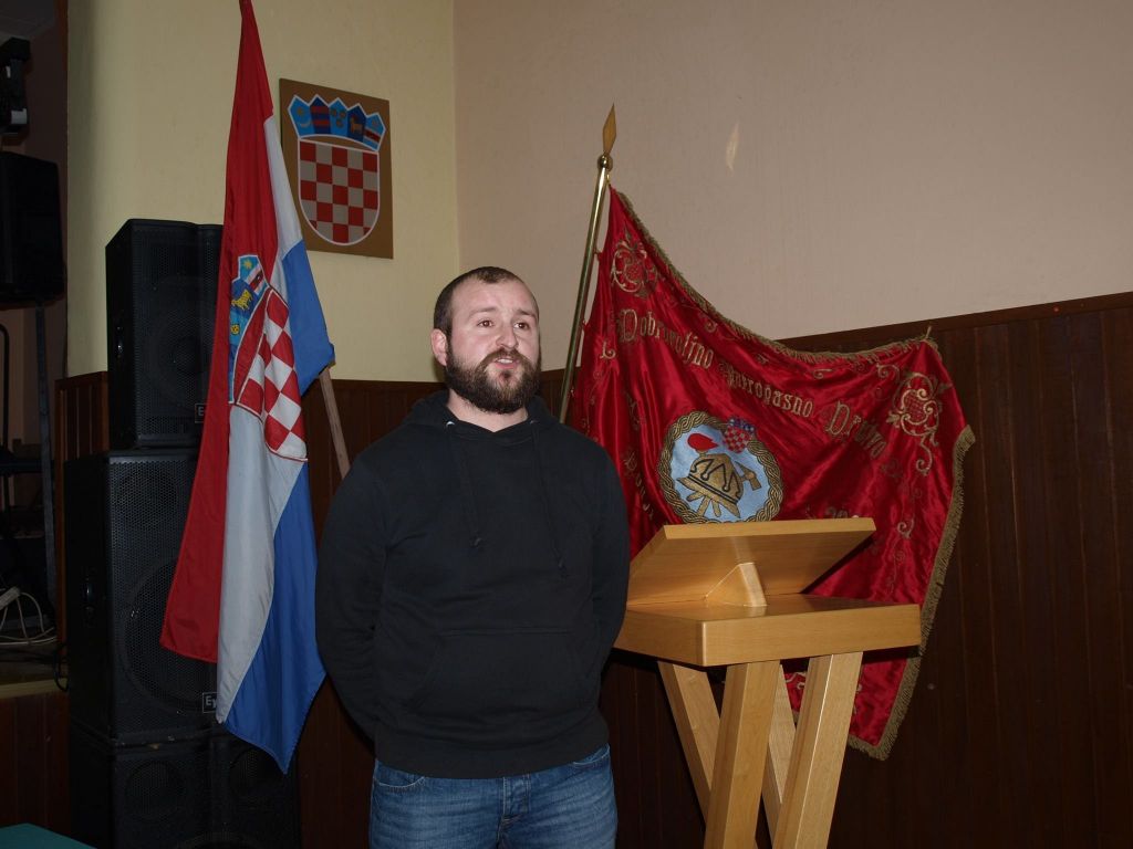 dvddpustakovec13102638