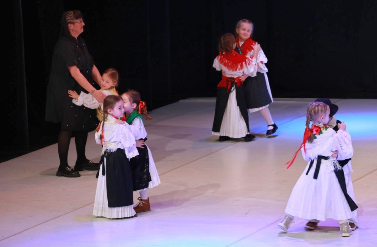 12. plesna zimska produkcija vivone 2026 (28)