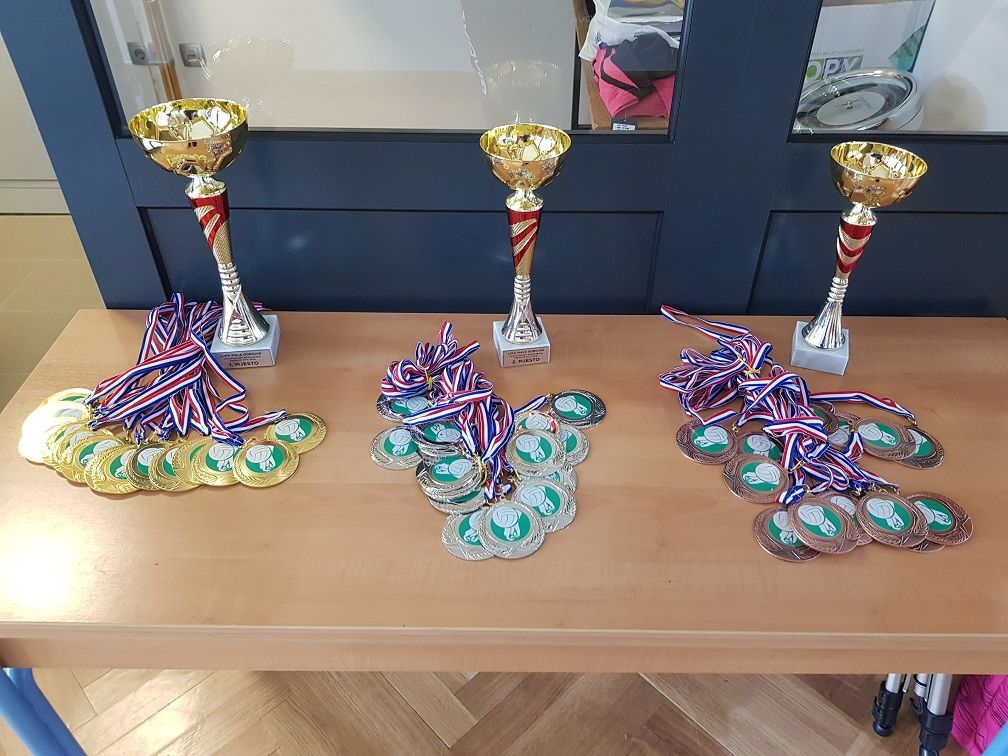 20180408103229700509