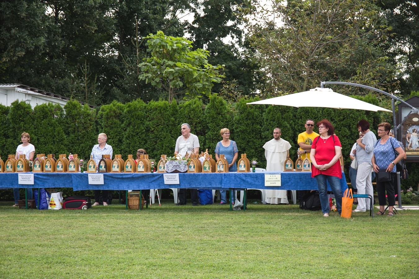 Deseta obljetnica posvete prvog Hrvatskog schönstattskog svetišta Kraljice srca u Maloj Subotici Deseta obljetnica posvete prvog Hrvatskog schönstattskog svetišta Kraljice srca u Maloj Subotici