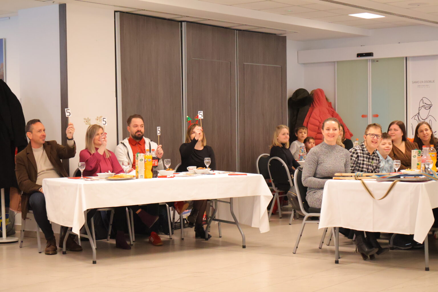 SLAVILI SU Centar za odgoj i obrazovanje Čakovec obilježio Međunarodni dan osoba s invaliditetom SLAVILI SU Centar za odgoj i obrazovanje Čakovec obilježio Međunarodni dan osoba s invaliditetom