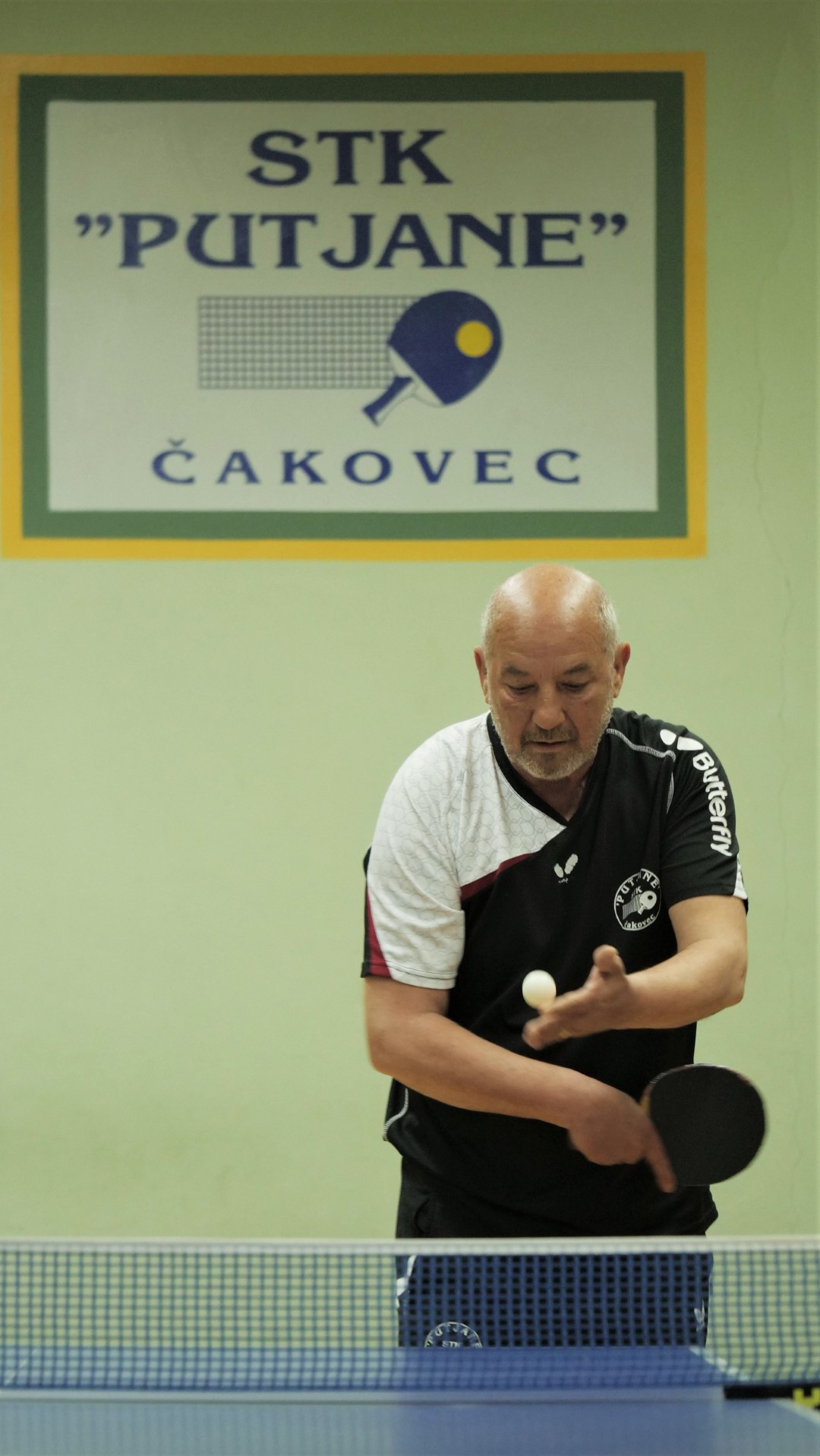 LEGENDA STOLNOG TENISA Rino Megla se nakon 55 godina oprostio od aktivnog igranja stolnog tenisa LEGENDA STOLNOG TENISA Rino Megla se nakon 55 godina oprostio od aktivnog igranja stolnog tenisa