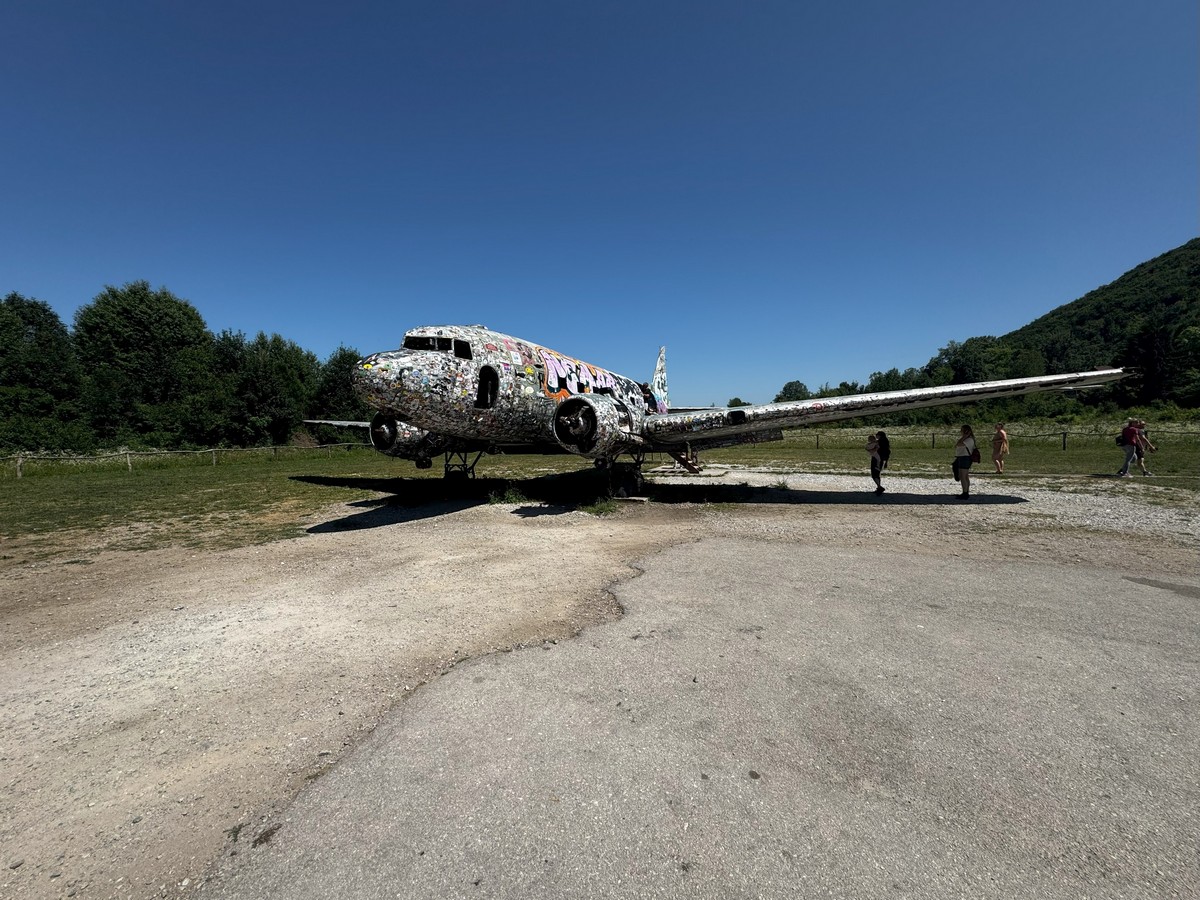 13-00 Željava, Douglas na ulazu