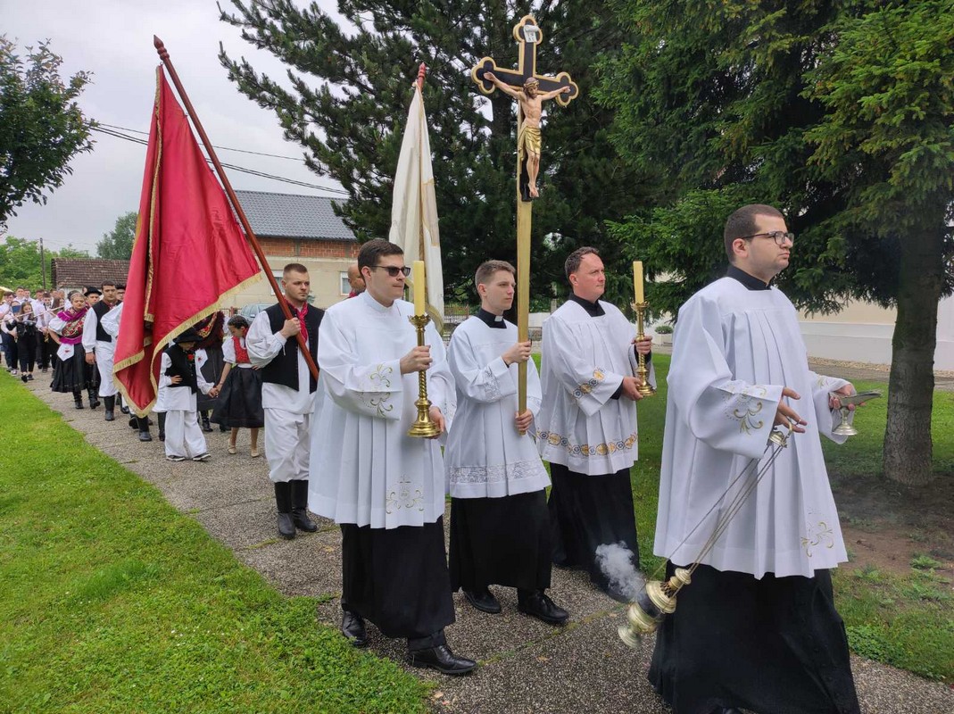 Mlada misa u Kotoribi