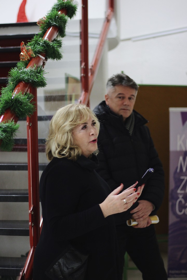U Knjižnici ‘Nikola Zrinski’ Čakovec otvorena izložba ‘Interes je ključ’