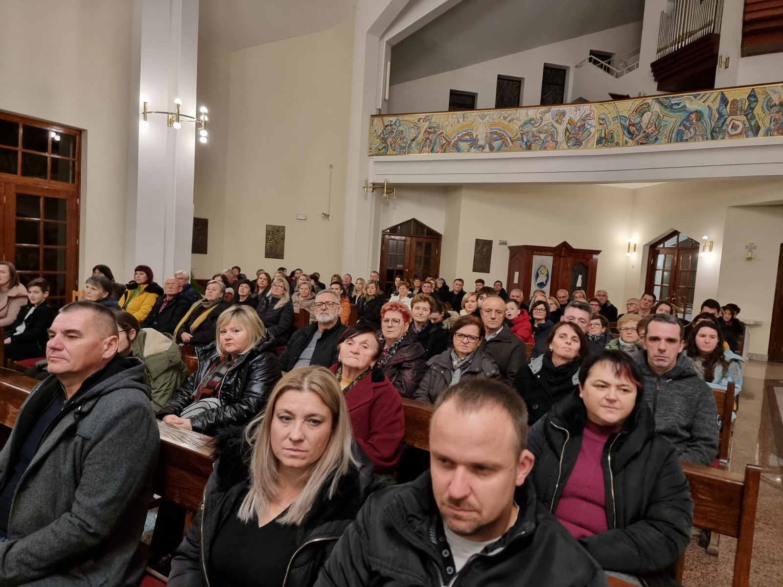 VIDEO Blagdanska atmosfera u Čakovcu na koncertu ‘Božićem kroz Hrvatsku’