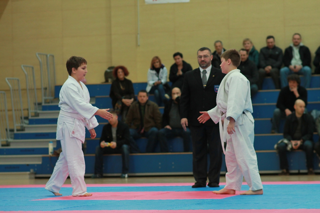 1616185675822614999c1k1924921