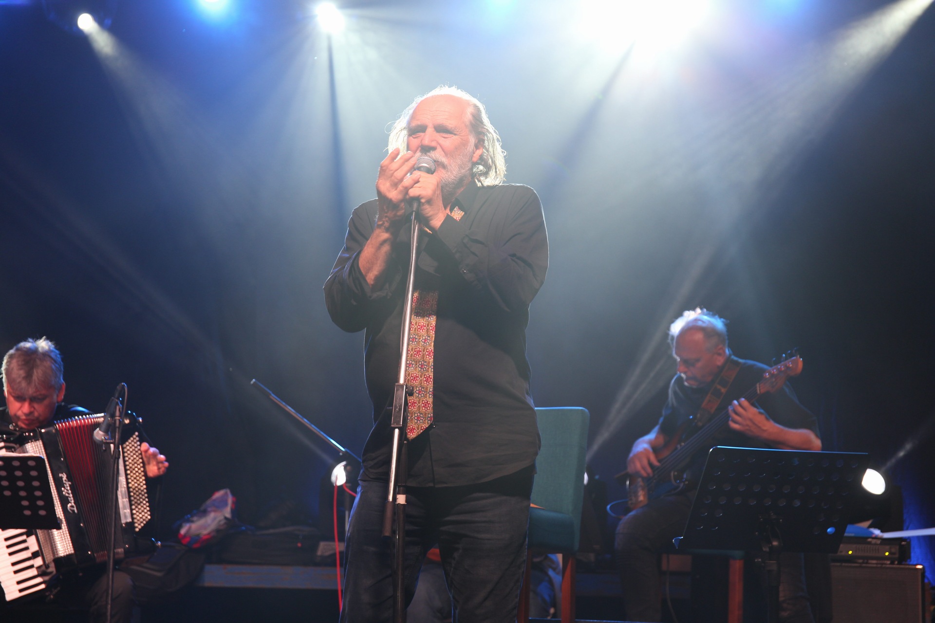 Koncert Rade Šerbedžije i Zapadnog kolodvora na Trgu Republike u Čakovcu