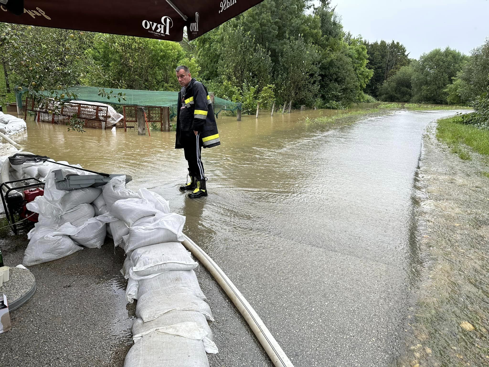 PODTUREN Zajedničkim snagama osigurali prve kuće i prostore nogometnog kluba