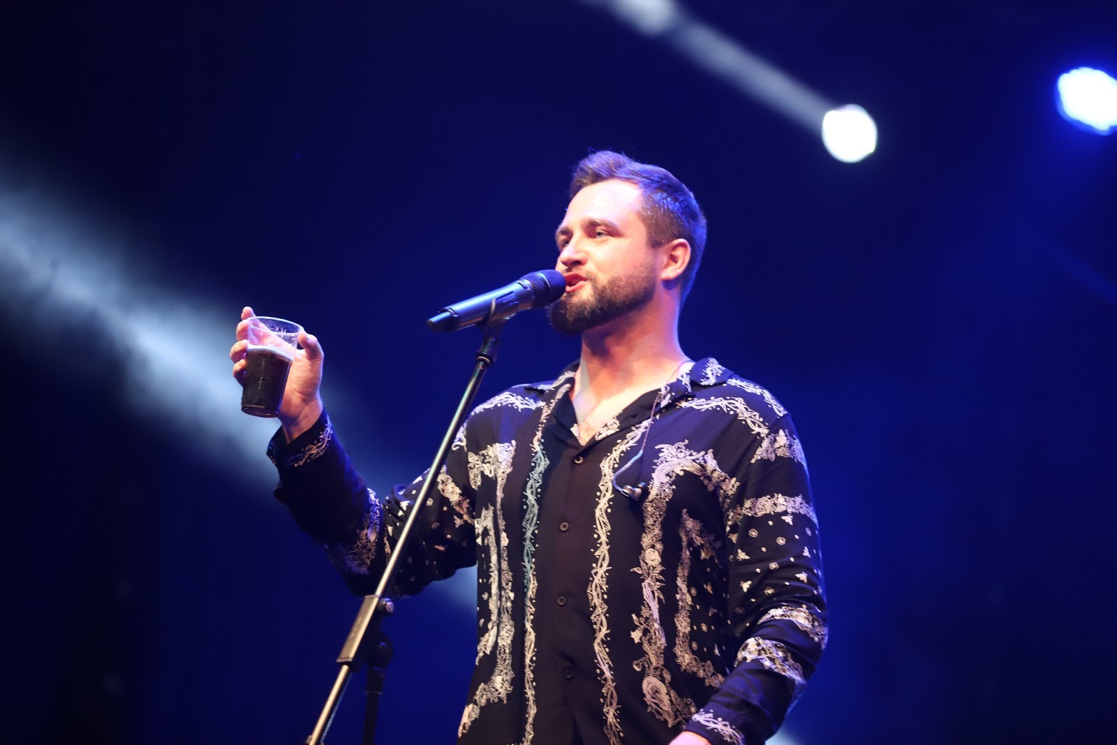 Mladi glazbenik i kantautor Matija Cvek raznježio i oduševio publiku u Čakovcu