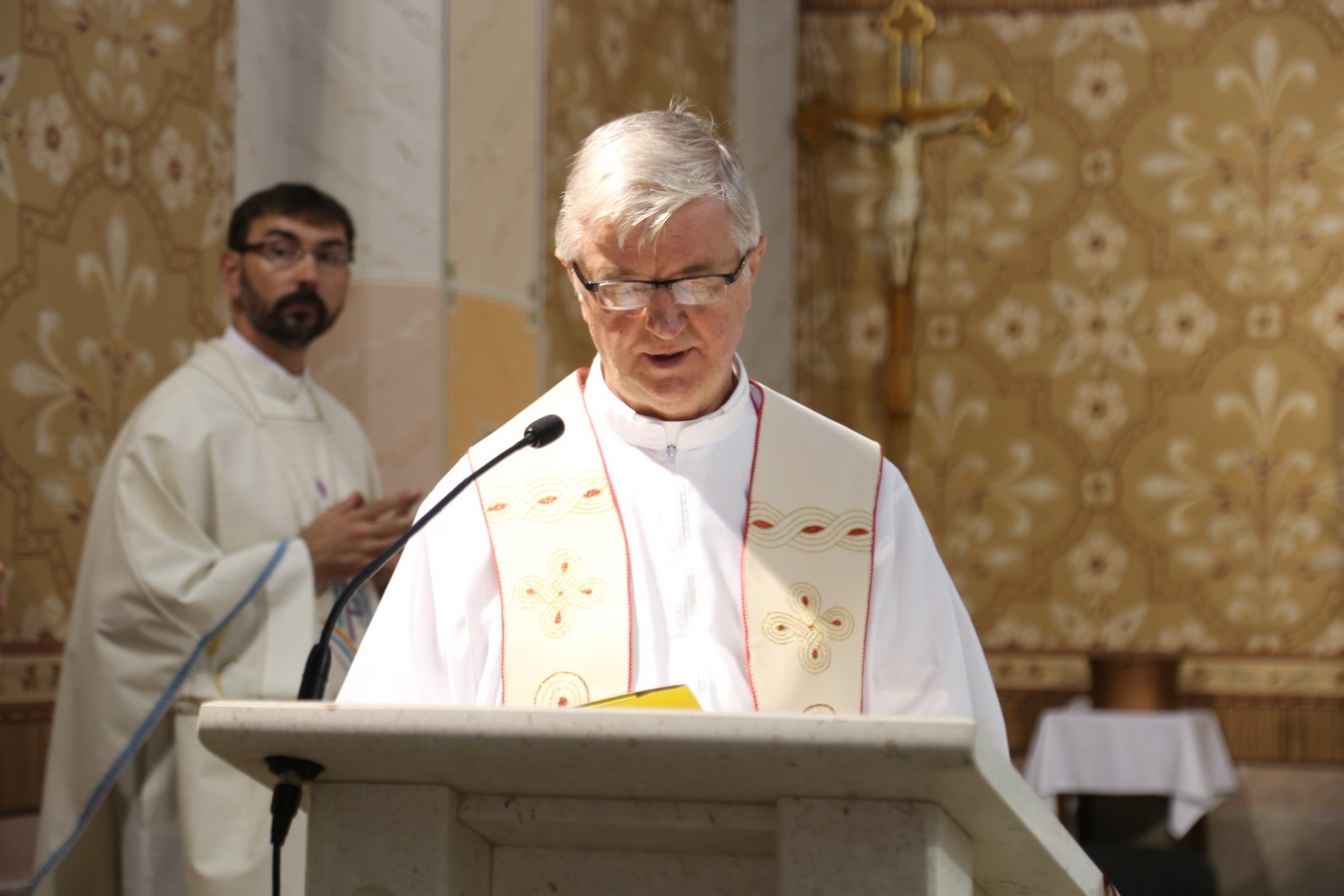 Mladen Cikač iz Gornjeg Hrašćana u Macincu služio mladu misu