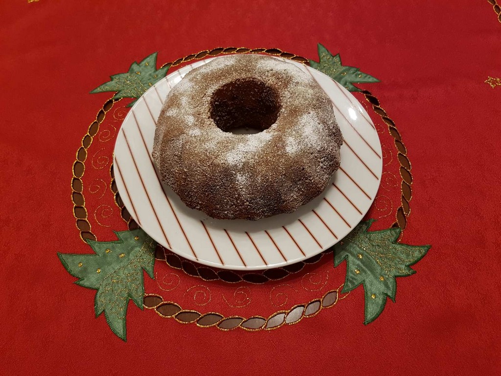 KAJ SE FINO PEČE? Mramorni kuglof – ukusan i prozračan kolač prošaranog izgleda