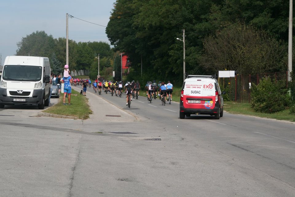 1420250333131230387027791625696