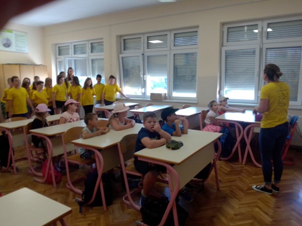 ‘Medeki’ posjetili OŠ Strahoninec