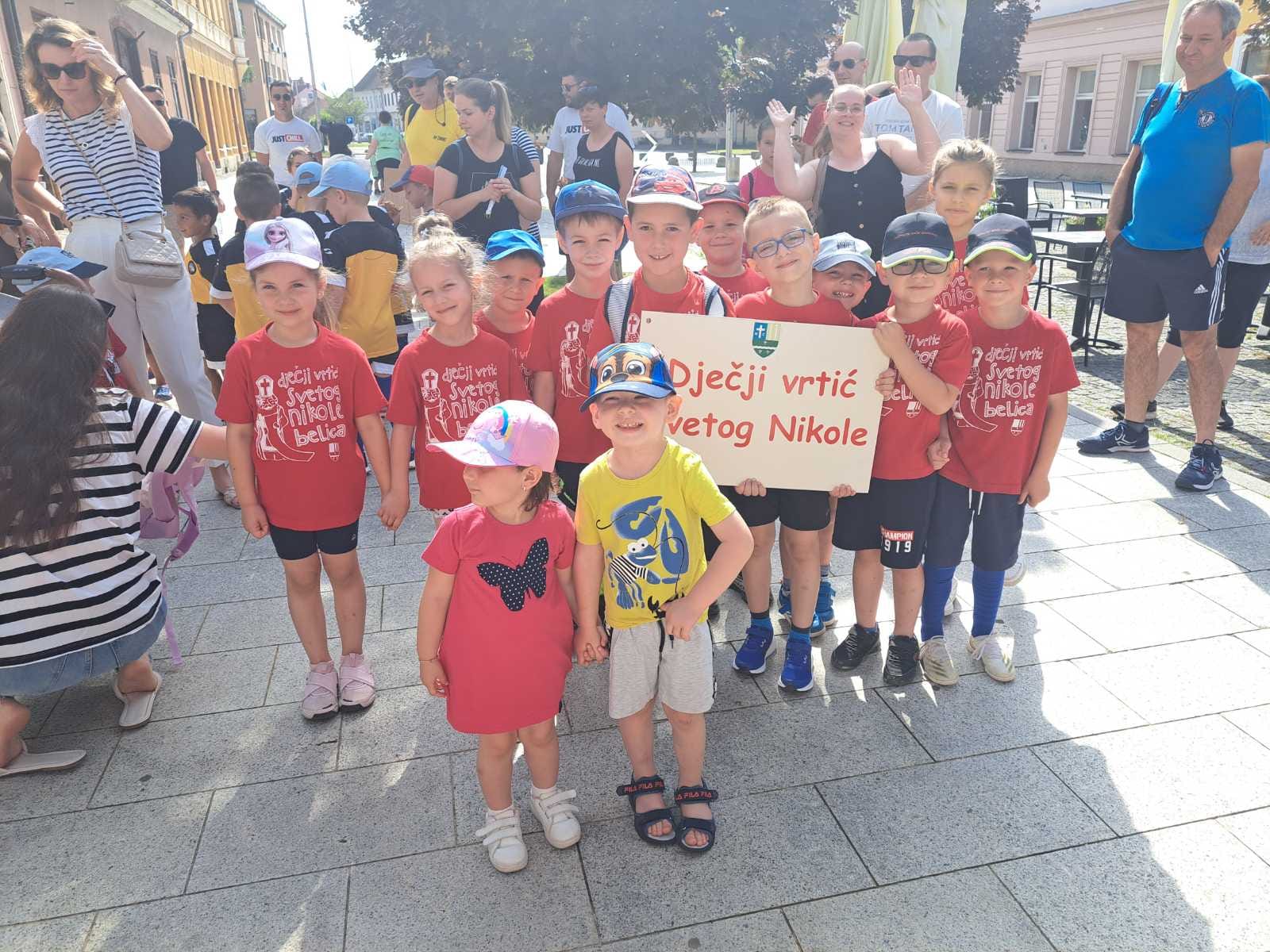 FOTO Pogledajte kako je bilo na drugom Međunarodnom nogometnom cupu dječjih vrtića 2023. FOTO Pogledajte kako je bilo na drugom Međunarodnom nogometnom cupu dječjih vrtića 2023.