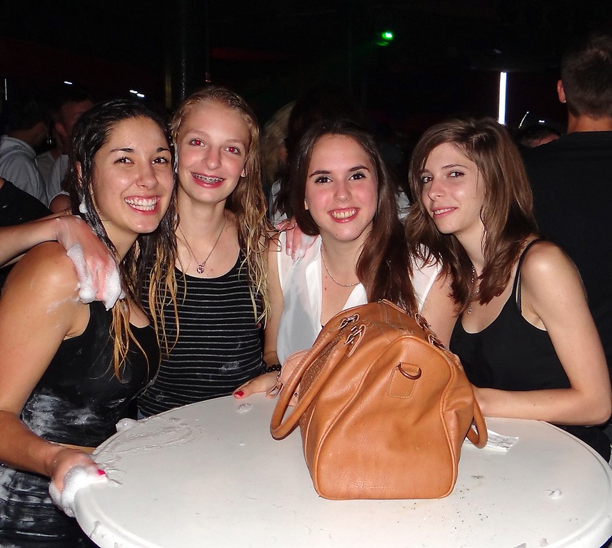 slika0030231490 Pjena party u Šampionu (Subota, 16.8.2014.)