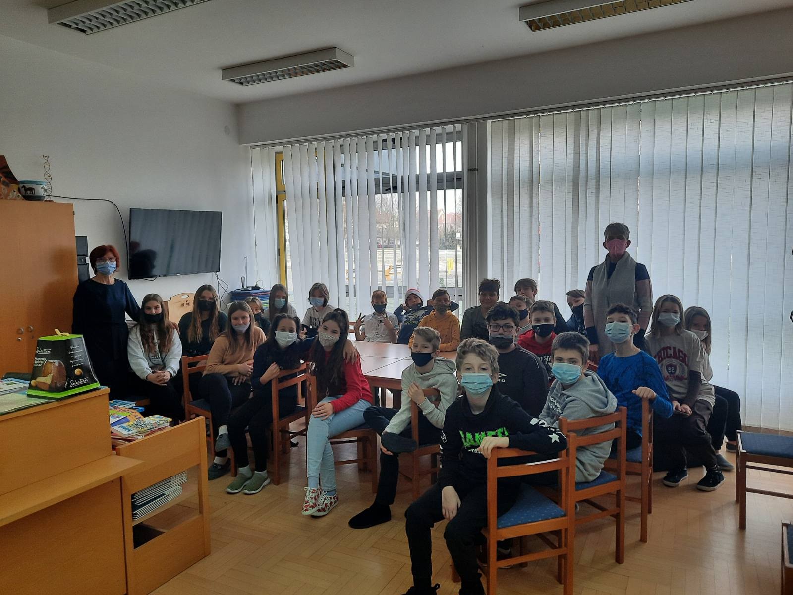 II OŠ ČAKOVEC Ususret Božiću uz svijet pripovijedanja