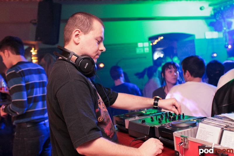 podroom2 Podroom (Subota, 29.12. – RnB & HipHop Night uz DJ NMC)