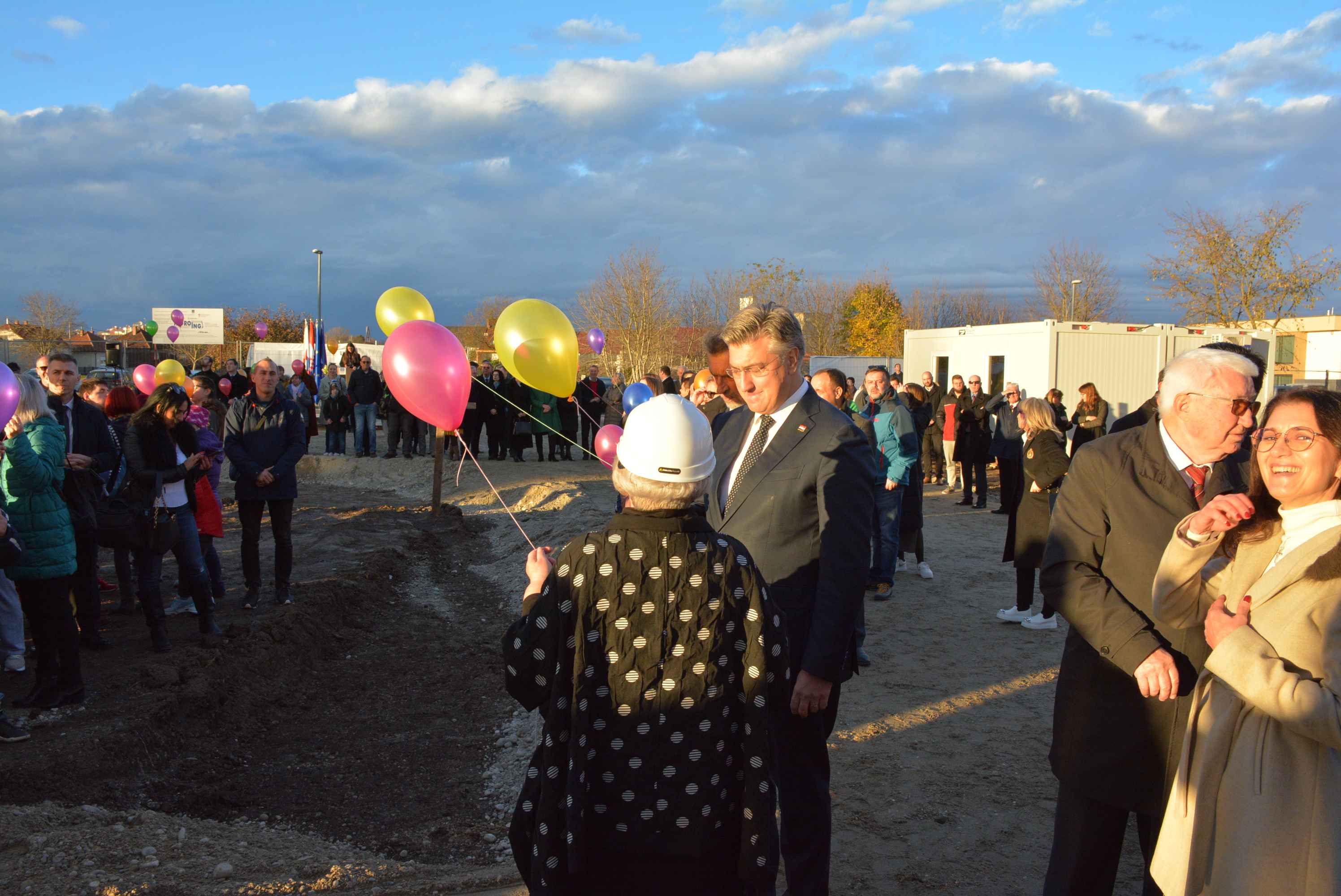 FOTO/VIDEO Važan dan za Međimurje: Postavljen kamen temeljac za novi Regionalni edukacijsko-rehabilitacijski centar u Čakovcu