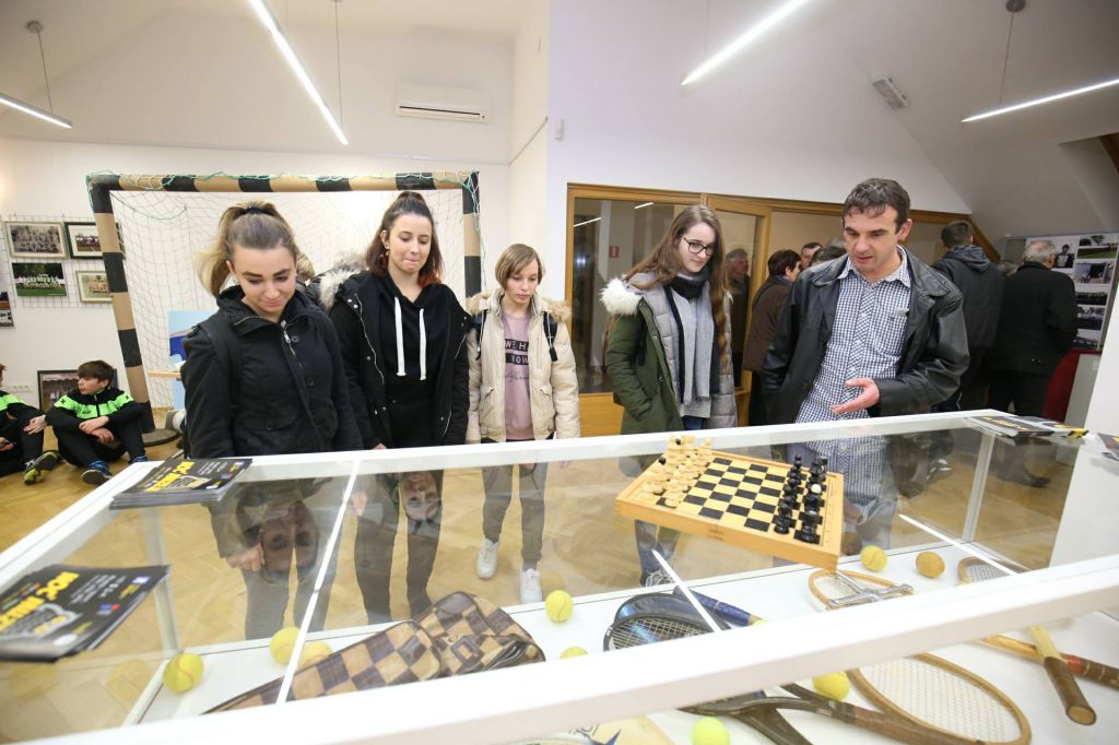 2739343110214090647677173159901