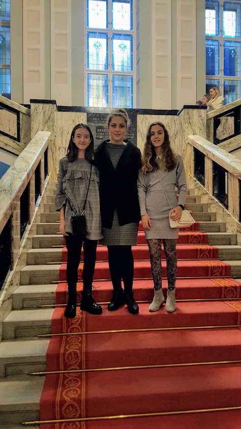 FOTO Dječja gradonačelnica grada Čakovca Dorja i vijećnica Mirta posjetile Hrvatski sabor