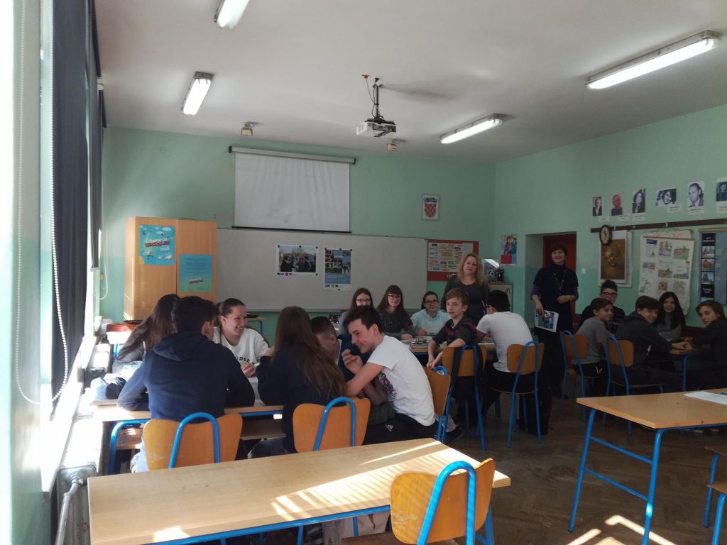 2887919810214433178999718185090