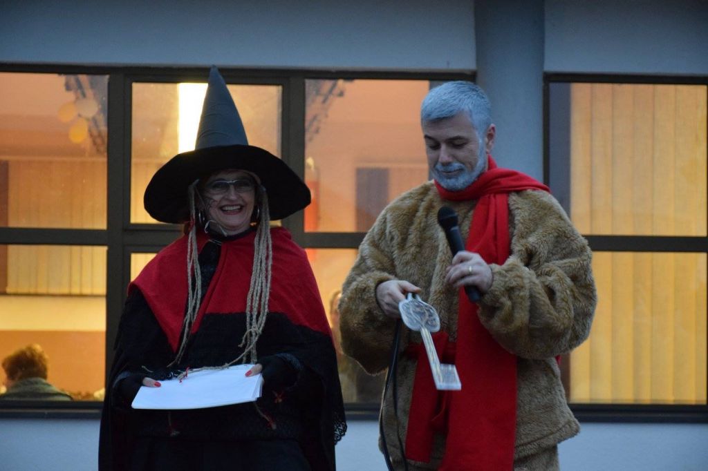 2702420810641839837338374449324260689236462o276729