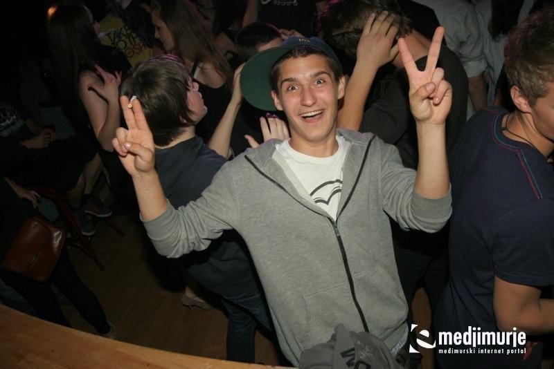 slika0031 Arcus (Subota, 5.5.2012) slika0031 Arcus (Subota, 5.5.2012)